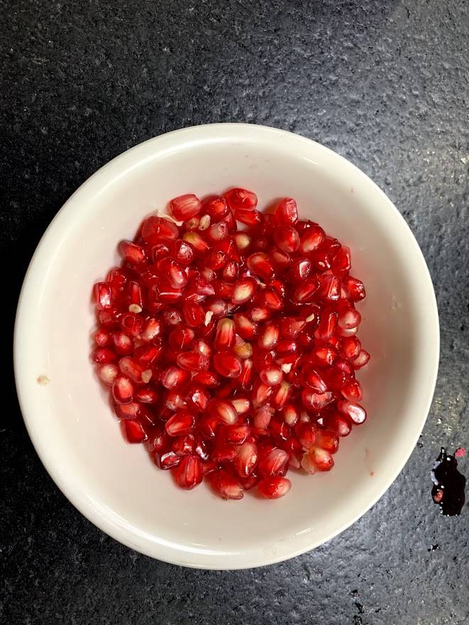 Medovyi Vasha Pomegranate - NATURALLY GROWN